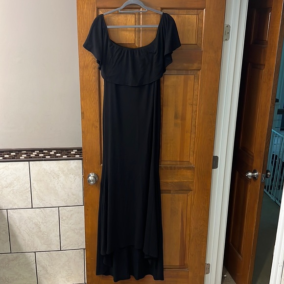 Pinkblush Black Off-Shoulder Maternity Dress - Picture 2 of 3